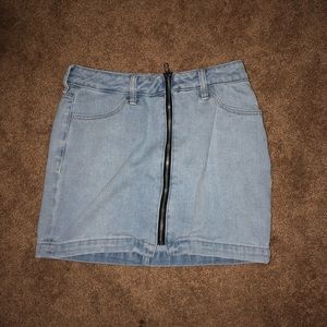 Pacsun front zip skirt
